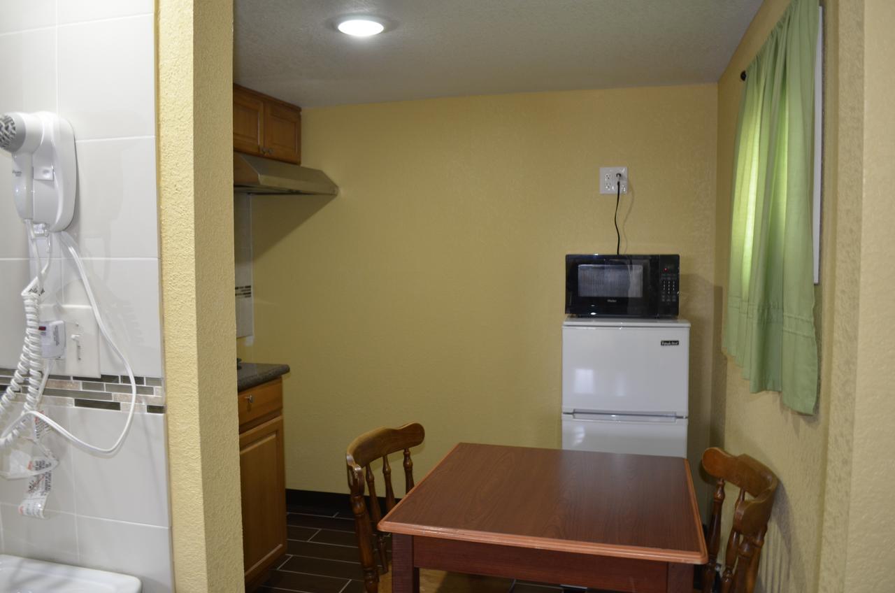 Budget Inn Williamsville Dış mekan fotoğraf