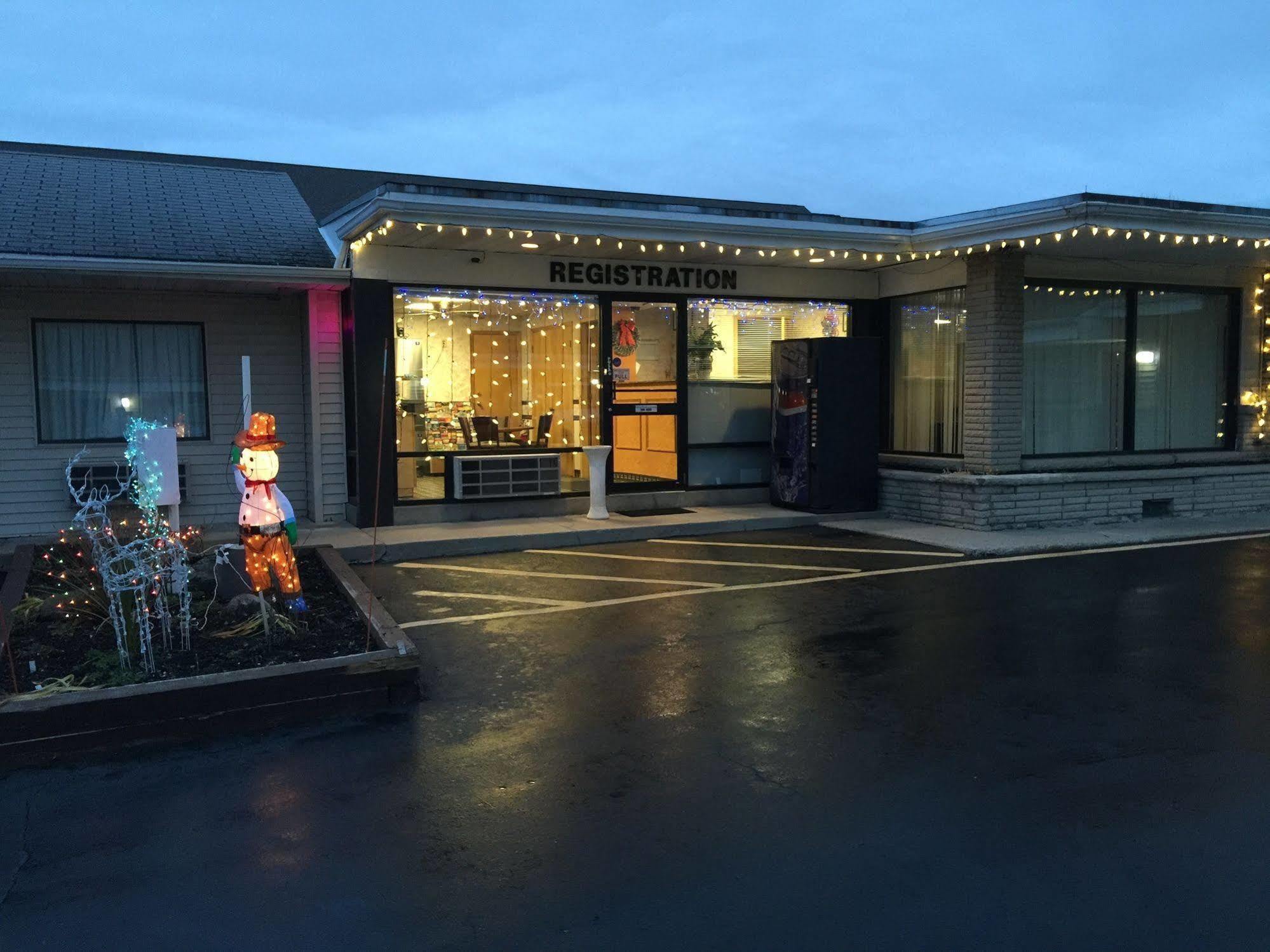 Budget Inn Williamsville Dış mekan fotoğraf