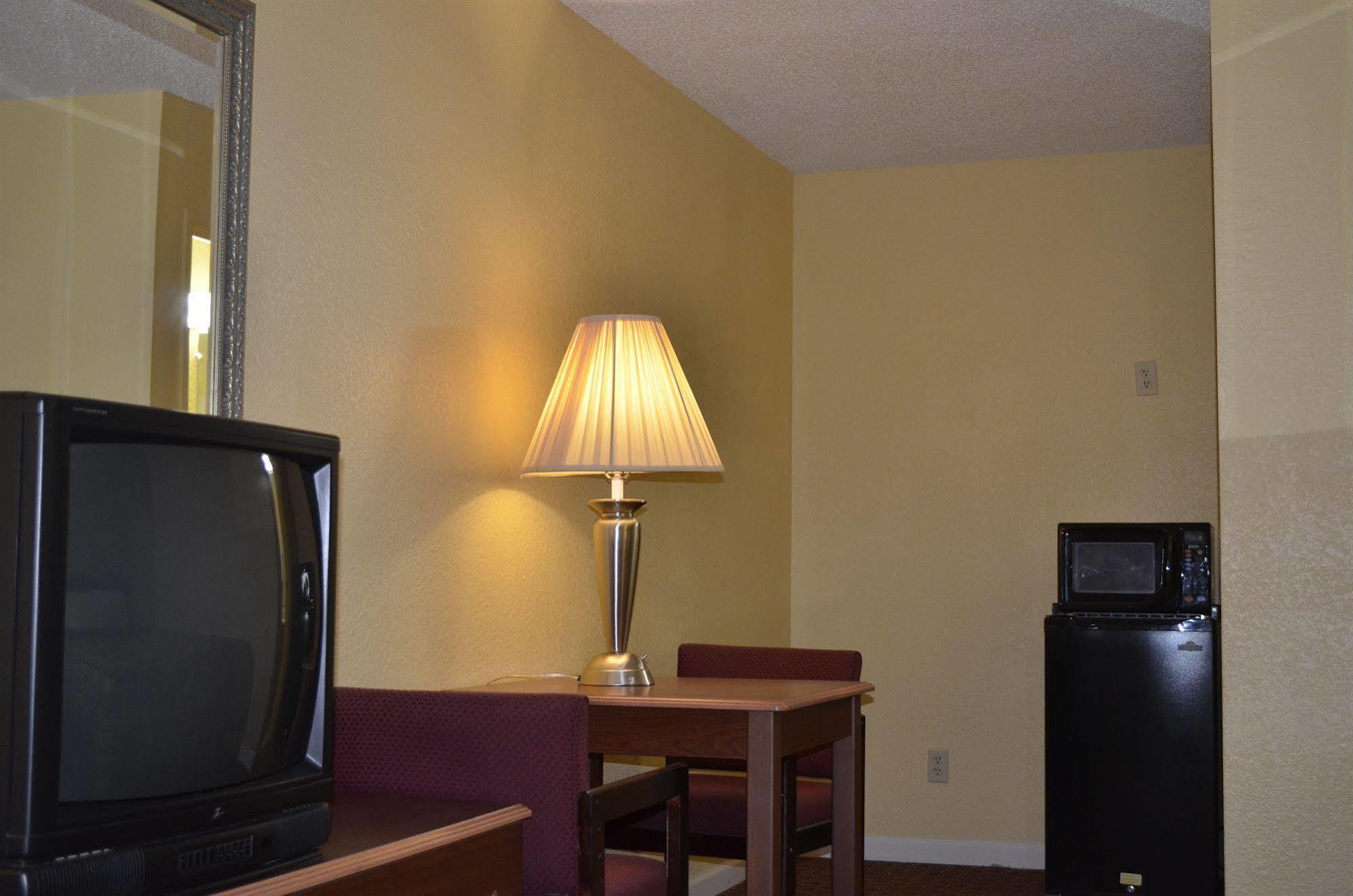 Budget Inn Williamsville Dış mekan fotoğraf