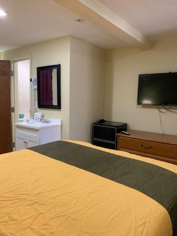 Budget Inn Williamsville Dış mekan fotoğraf
