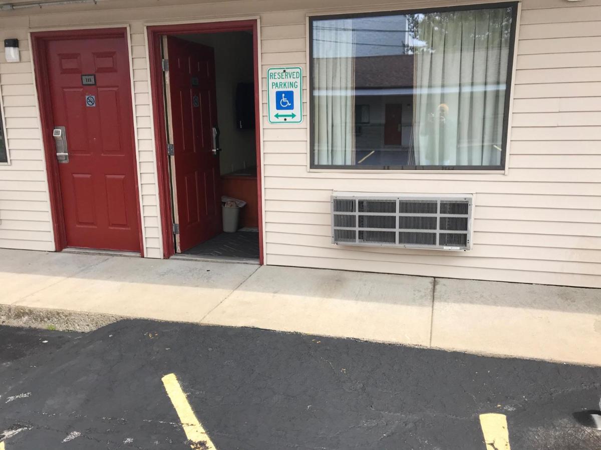 Budget Inn Williamsville Dış mekan fotoğraf